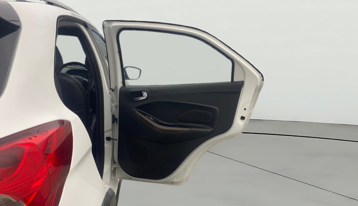 2018 Ford FREESTYLE TITANIUM 1.2 PETROL, Petrol, Manual, 68,864 km, RHS Rear Door