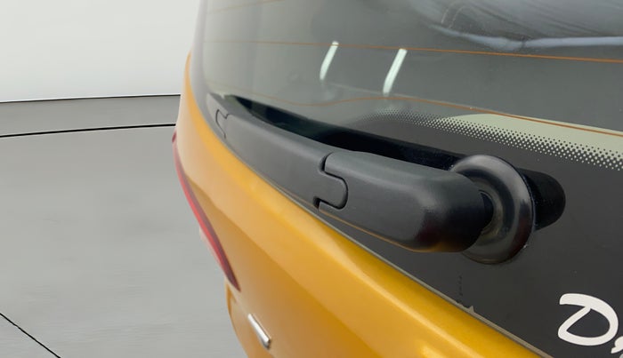 2020 Renault TRIBER RXZ AMT, Petrol, Automatic, 49,318 km, Rear Wiper