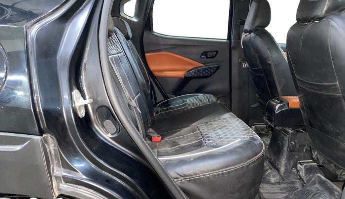 2024 Nissan MAGNITE Visia Plus B4D 1.0 Petrol MT, Petrol, Manual, 30,789 km, Right Side Rear Door Cabin