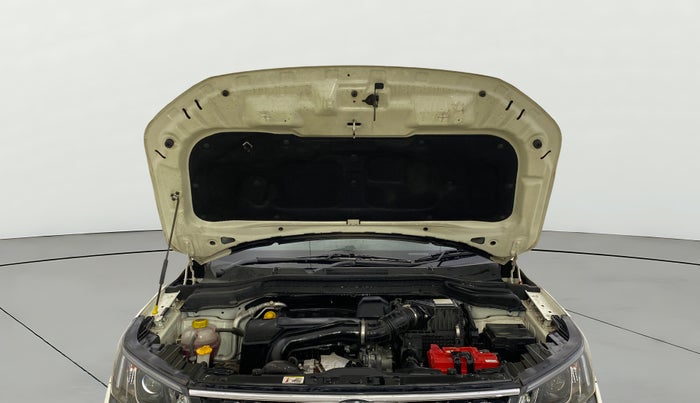 2020 Mahindra XUV300 W8 1.5 DIESEL, Diesel, Manual, 17,802 km, Open Bonet