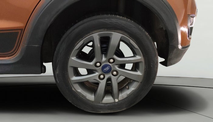 2021 Ford FREESTYLE TITANIUM 1.5 DIESEL, Diesel, Manual, 56,744 km, Left Rear Wheel