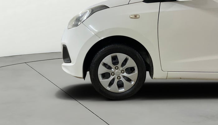 2015 Hyundai Xcent BASE 1.2, CNG, Manual, 72,734 km, Left Front Wheel