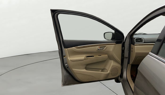 2019 Maruti Ciaz ALPHA  AT 1.5 SHVS PETROL, Petrol, Automatic, 39,361 km, LHS Front Door