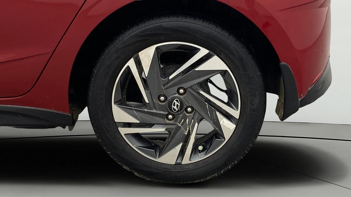2021 Hyundai NEW I20 ASTA (O) 1.2 MT, Petrol, Manual, 25,587 km, Left Rear Wheel