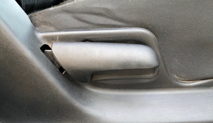 2017 Maruti Swift VXI, Petrol, Manual, 67,233 km, Third Seat Row ( optional )