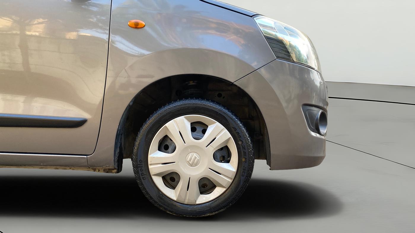 2017 Maruti Wagon R 1.0 VXI, Petrol, Manual, 22,794 km, Right Front Wheel