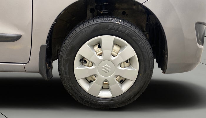 2014 Maruti Wagon R 1.0 LXI CNG, CNG, Manual, 93,598 km, Right Front Wheel