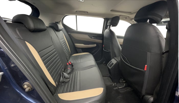 2023 Honda ELEVATE VX MT, Petrol, Manual, 52,077 km, Right Side Rear Door Cabin