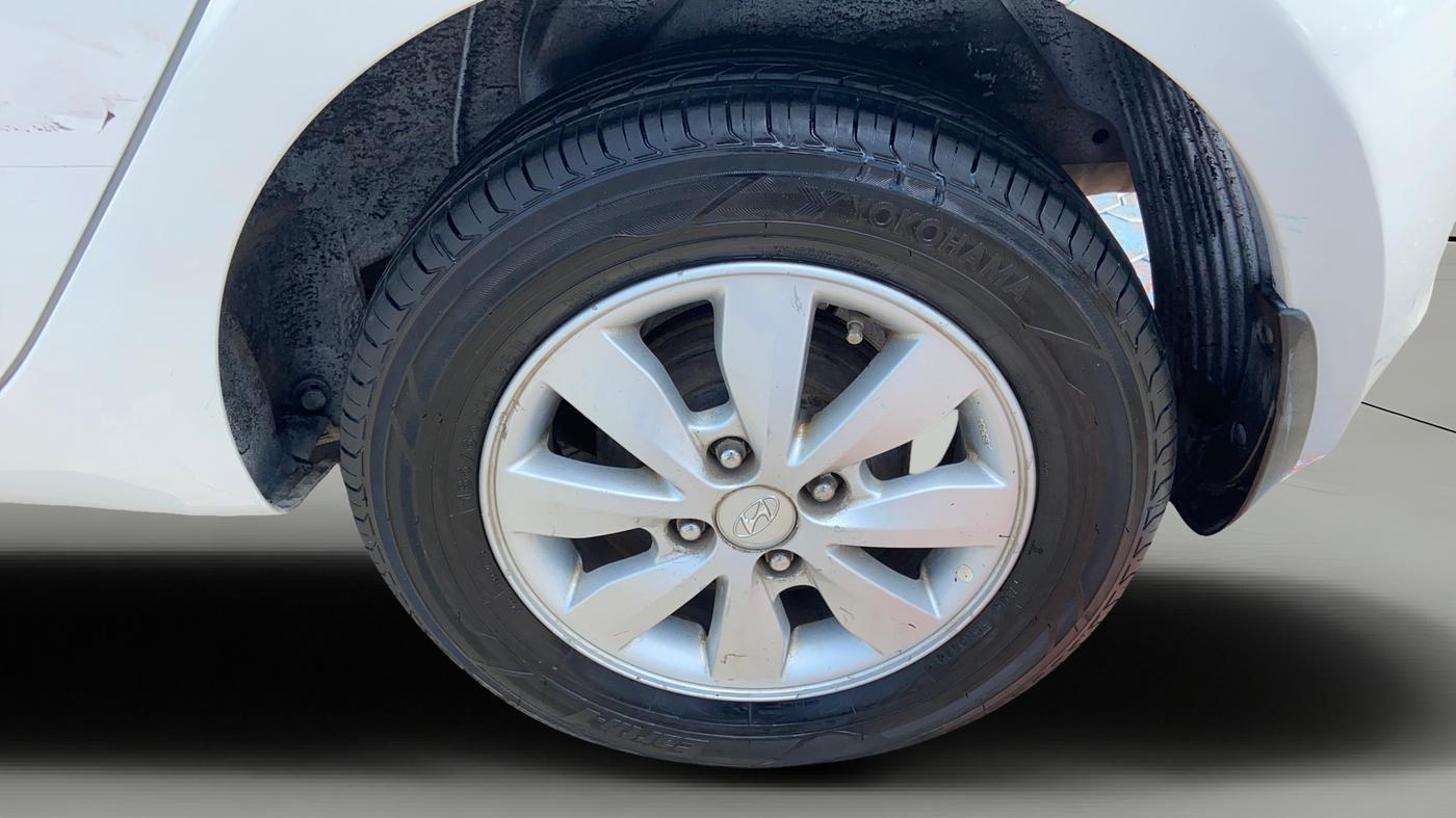 2013 Hyundai i20 ASTA 1.2, Petrol, Manual, 96,764 km, Left Rear Wheel