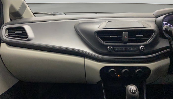 2021 Tata ALTROZ XE PETROL, Petrol, Manual, 42,989 km, Air Conditioner