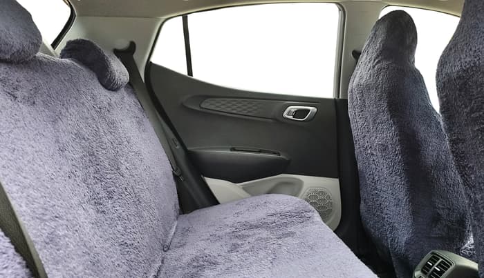 2024 Hyundai GRAND I10 NIOS SPORTZ AMT 1.2 KAPPA VTVT, Petrol, Automatic, 6,303 km, Right Side Rear Door Cabin