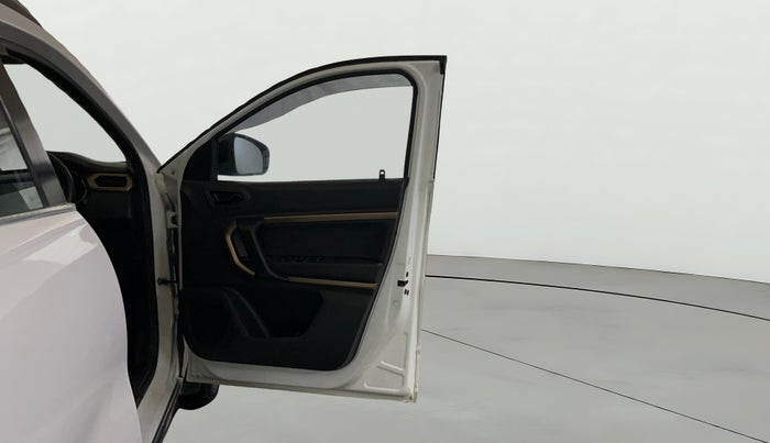 2021 Renault Kiger RXT (O) MT, Petrol, Manual, 58,800 km, RHS Front Door