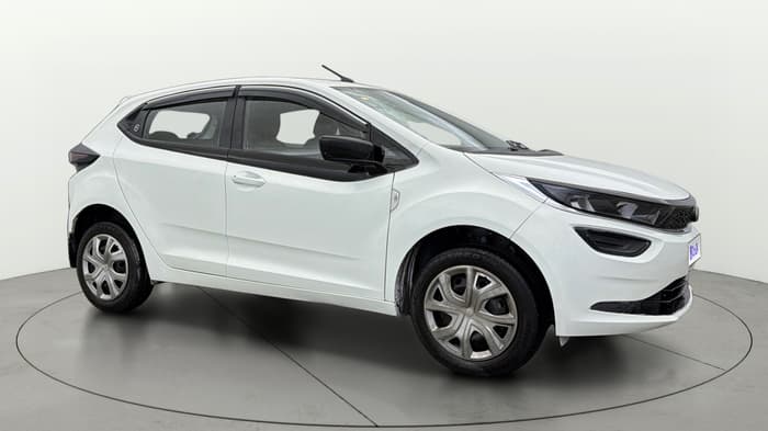 2024 Tata ALTROZ XM PLUS CNG, CNG, Manual, 29,859 km, Right Front Diagonal
