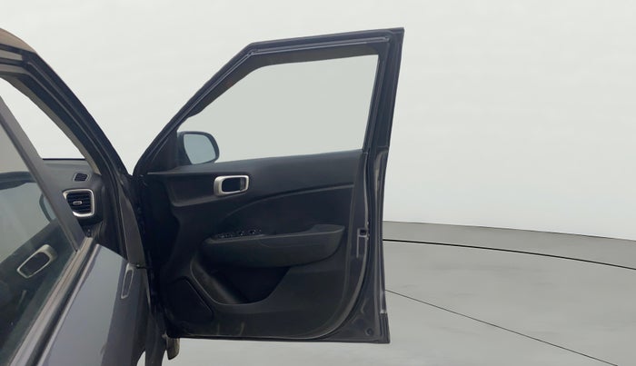 2021 Hyundai VENUE SX 1.5 (O) EXECUTIVE CRDI, Diesel, Manual, 47,419 km, RHS Front Door