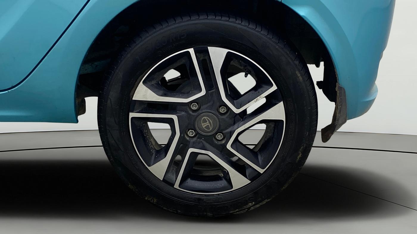 2025 Tata Tiago XZ PLUS PETROL, Petrol, Manual, 21,511 km, Left Rear Wheel
