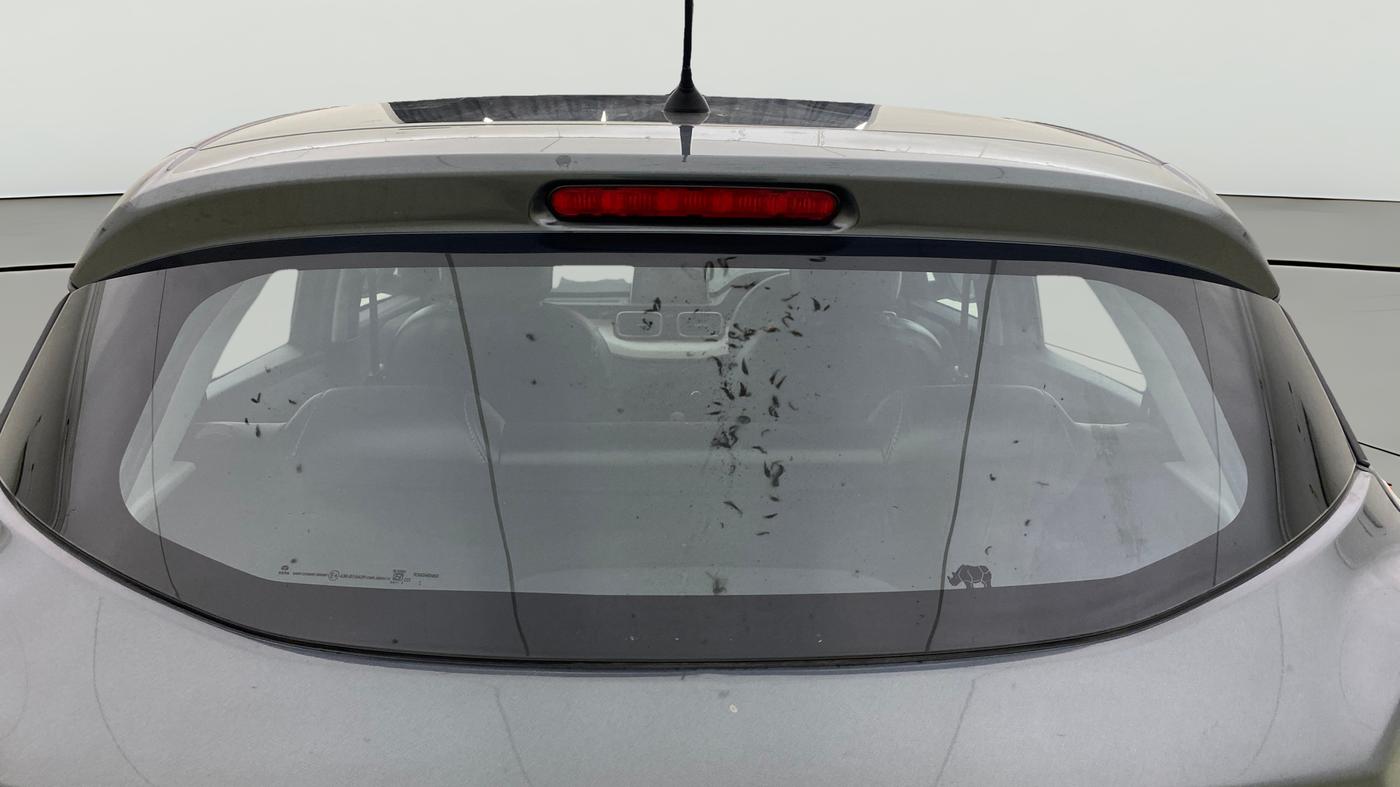 2024 Tata PUNCH ACCOMPLISHED AMT, Petrol, Automatic, 18,344 km, Rear Windshield