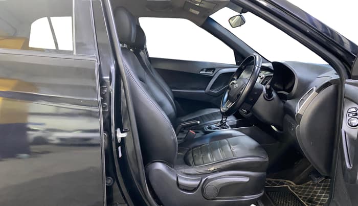 2016 Hyundai Creta SX PLUS AT 1.6 DIESEL, Diesel, Automatic, 53,017 km, Right Side Front Door Cabin