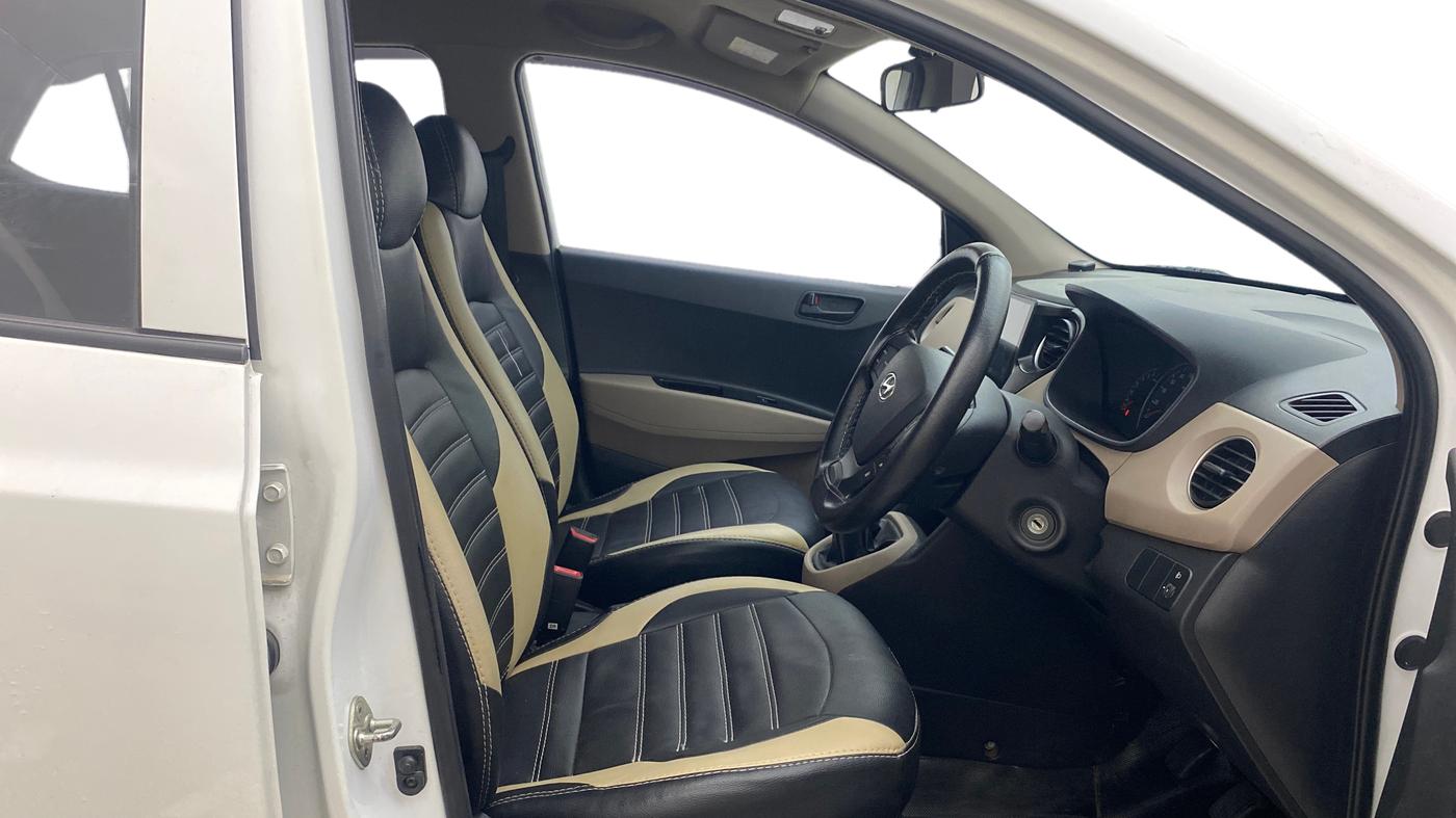 2019 Hyundai Grand i10 MAGNA 1.2 KAPPA VTVT, Petrol, Manual, 60,306 km, Right Side Front Door Cabin