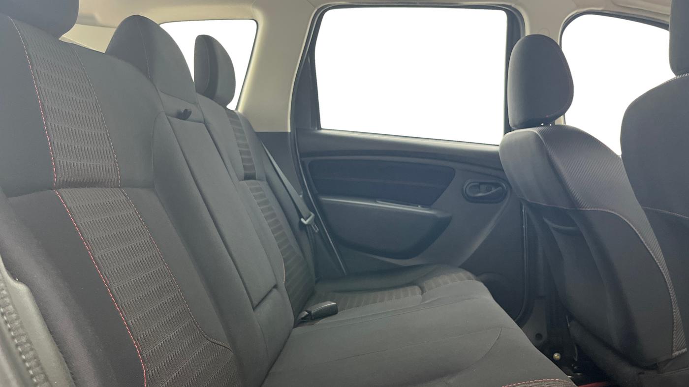 2018 Renault Duster RXS CVT, Petrol, Automatic, 54,897 km, Right Side Rear Door Cabin