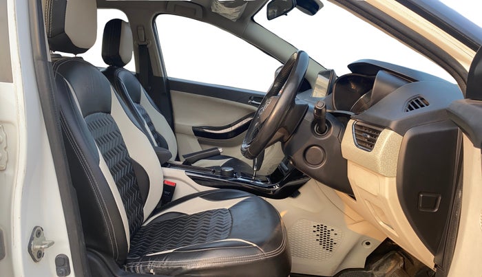 2021 Tata NEXON XZA PLUS SUNROOF PETROL, Petrol, Automatic, 70,641 km, Right Side Front Door Cabin