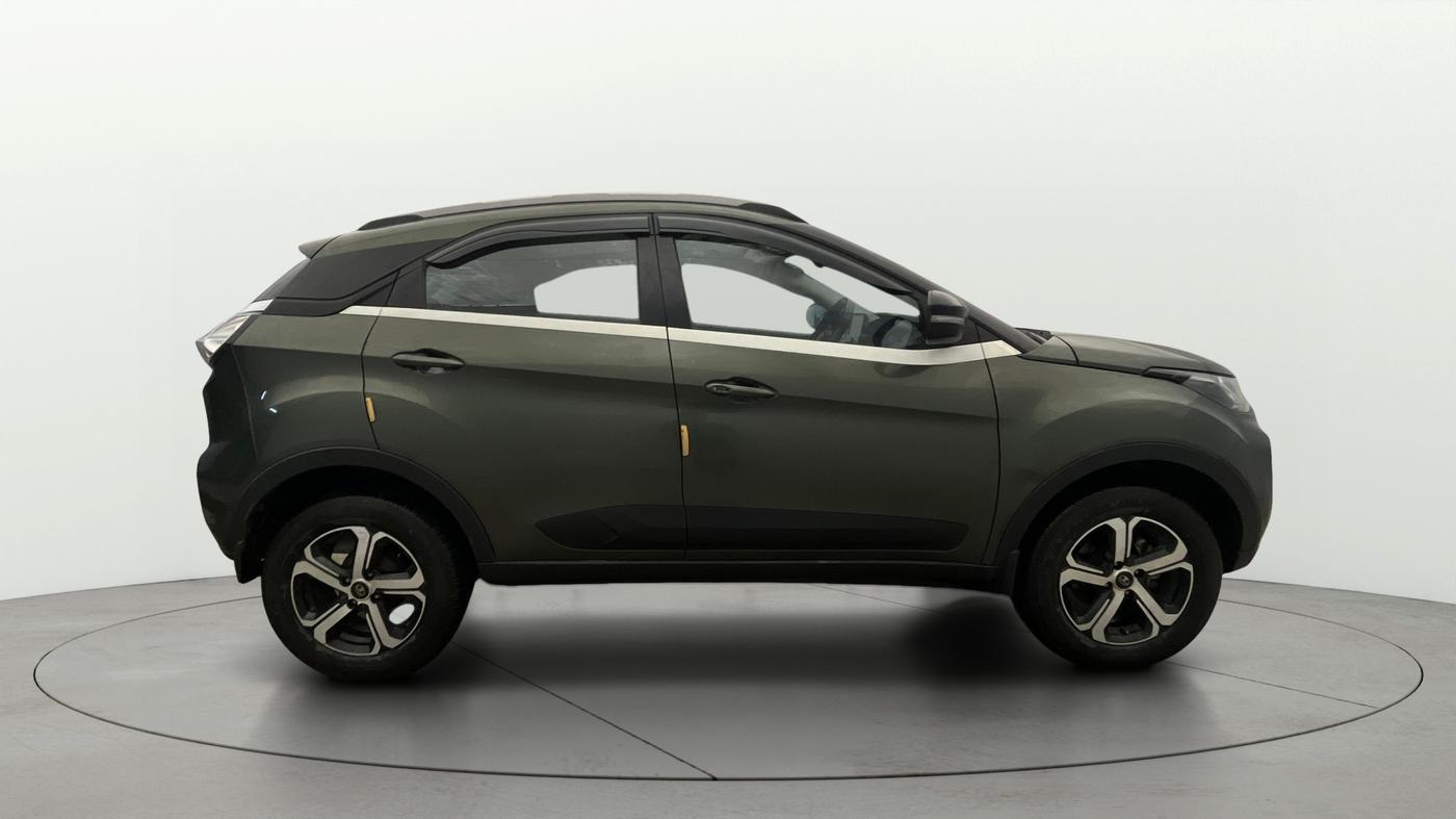 2022 Tata NEXON XZA PLUS SUNROOF PETROL, Petrol, Automatic, 29,069 km, Right Side View