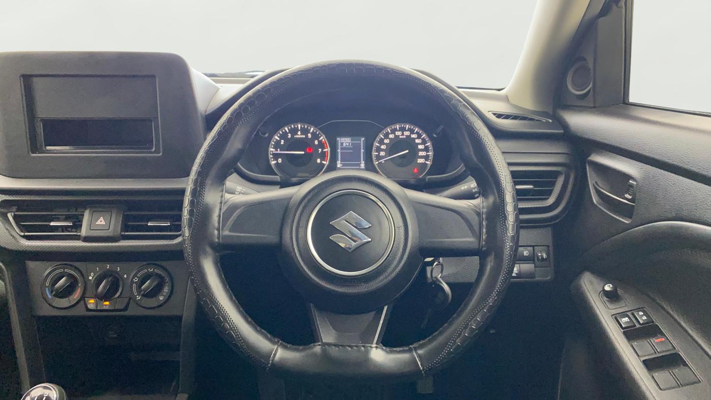 2024 Maruti BREZZA LXI S- CNG, CNG, Manual, 39,904 km, Steering Wheel Close Up