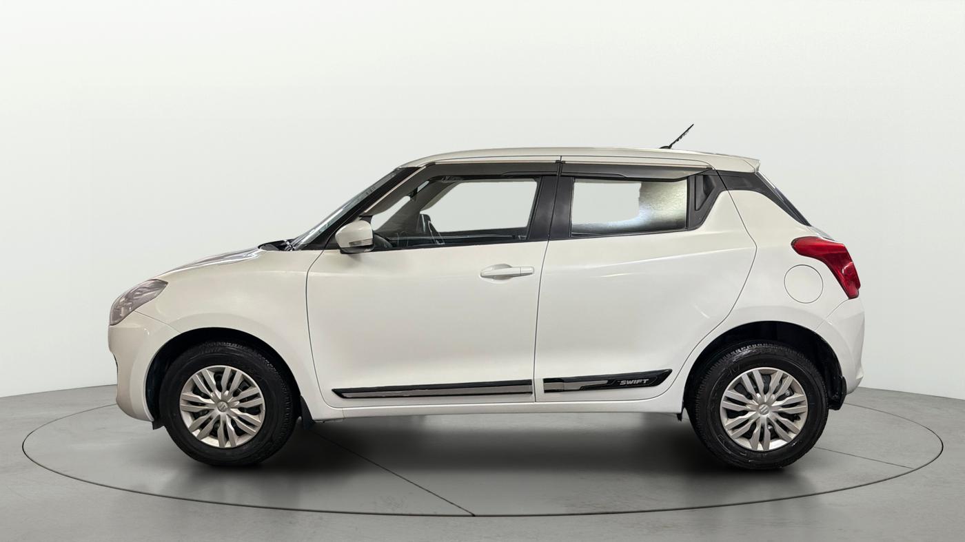 2020 Maruti Swift VXI AMT, Petrol, Automatic, 43,179 km, Left Side