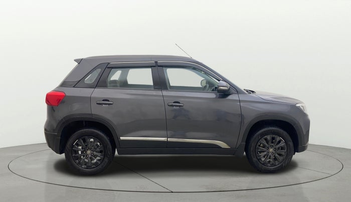 2020 Maruti Vitara Brezza ZXI, Petrol, Manual, 99,469 km, Right Side View