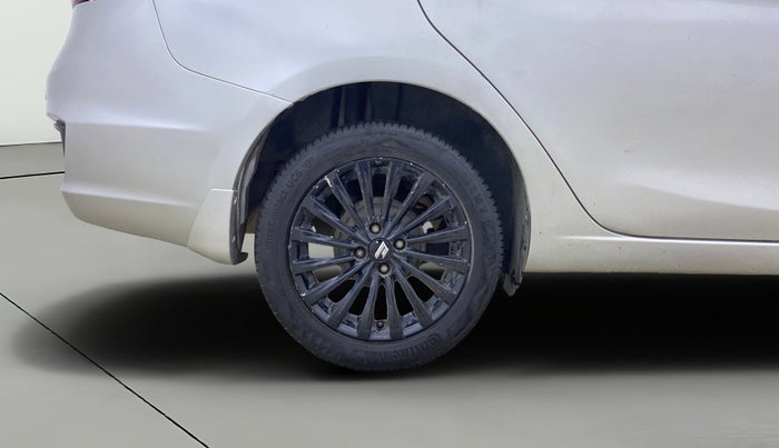 2017 Maruti Ciaz ZDI+ SHVS, Diesel, Manual, 95,421 km, Right Rear Wheel