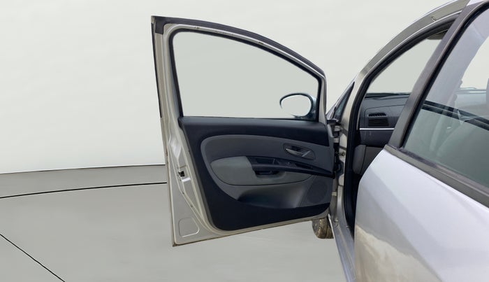 2014 Fiat Grand Punto EMOTION PACK 1.3 90 HP, Diesel, Manual, 1,18,443 km, LHS Front Door