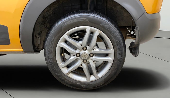 2020 Renault TRIBER RXZ AMT, Petrol, Automatic, 43,310 km, Left Rear Wheel