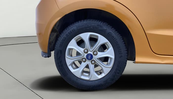 2017 Ford New Figo TITANIUM 1.5 PETROL AT, Petrol, Automatic, 31,431 km, Right Rear Wheel