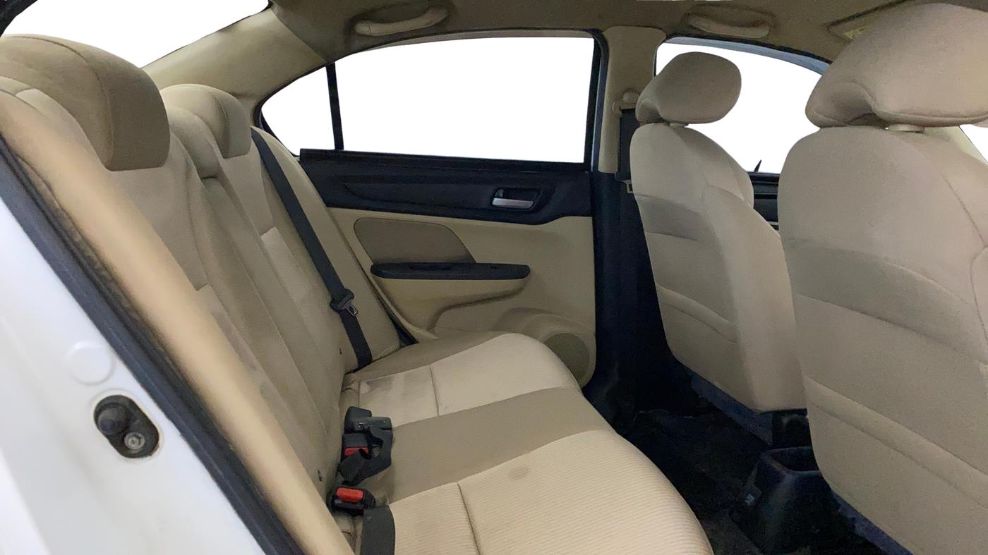 2021 Honda Amaze 1.2L I-VTEC VX, Petrol, Manual, 1,16,501 km, Right Side Rear Door Cabin