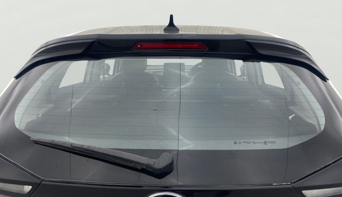 2023 Tata ALTROZ XZ + SUNROOF, Petrol, Manual, 44,407 km, Rear Windshield