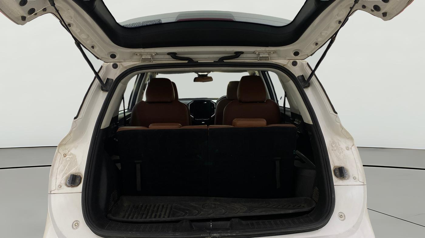 2020 MG HECTOR PLUS SMART 2.0 DIESEL TURBO MT 6-STR, Diesel, Manual, 1,42,342 km, Boot Open Zoomed View