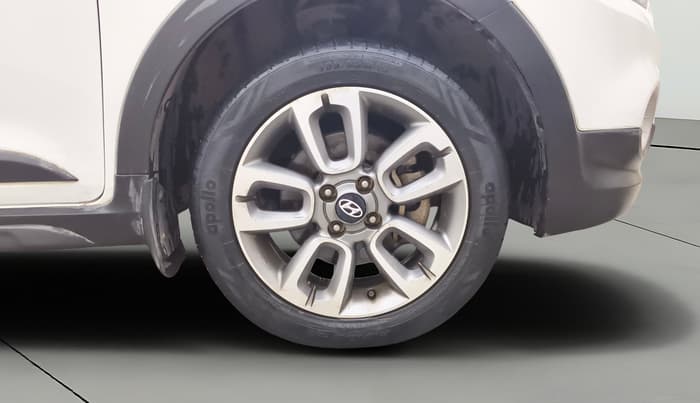 2018 Hyundai i20 Active 1.2 SX, Petrol, Manual, 24,582 km, Right Front Wheel
