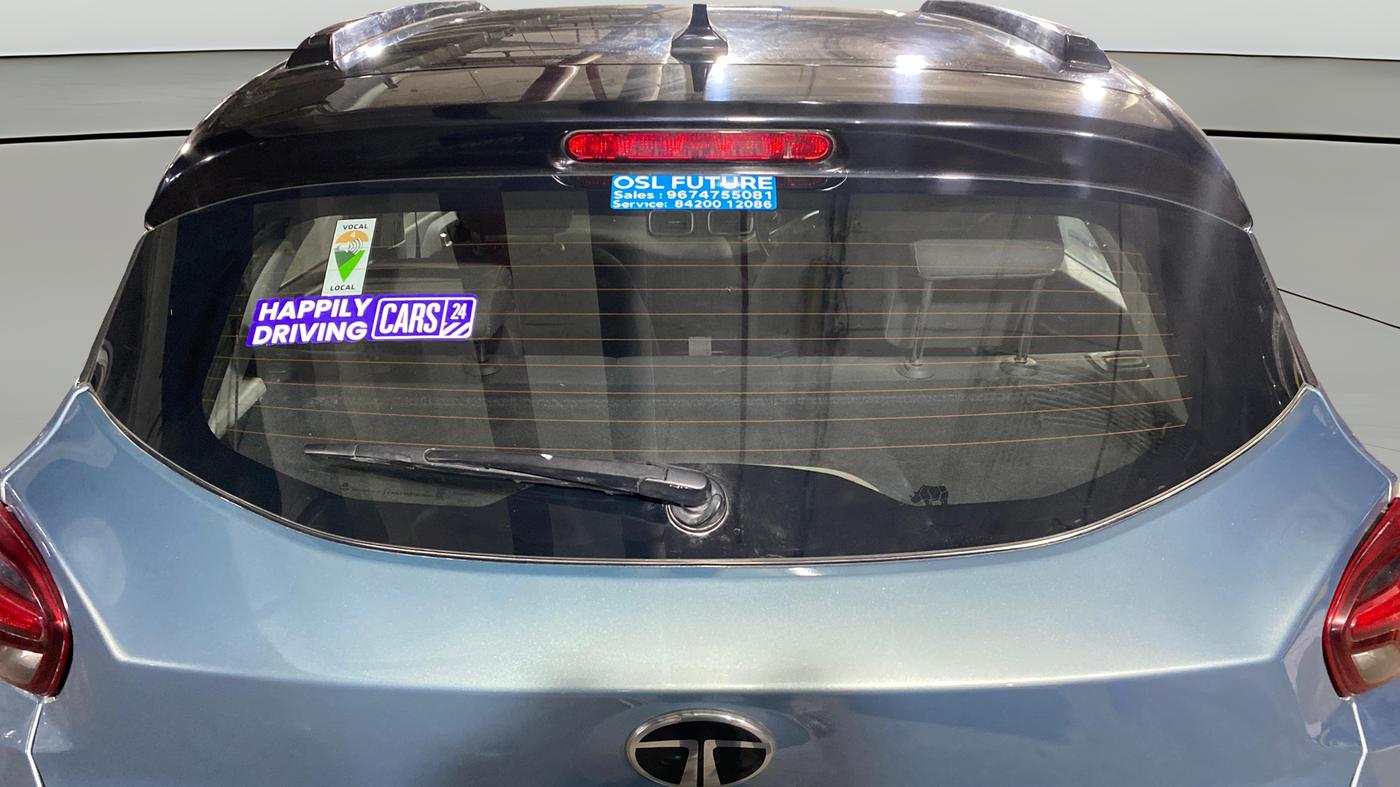 2024 Tata PUNCH Creative Plus (S) DT, Petrol, Manual, 18,692 km, Rear Windshield