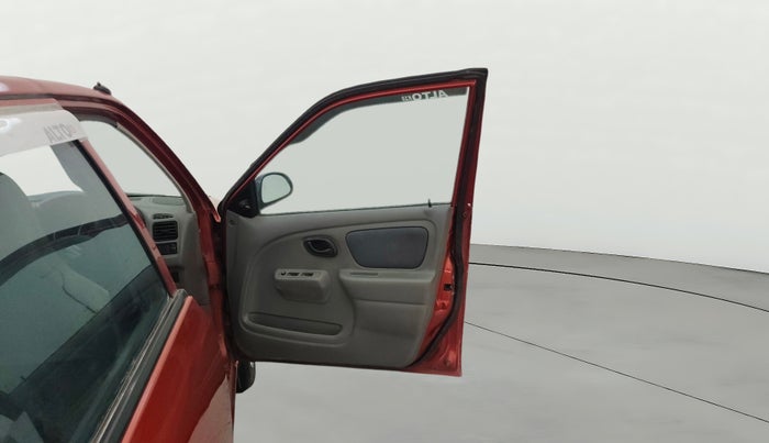 2013 Maruti Alto K10 VXI, Petrol, Manual, 63,725 km, RHS Front Door