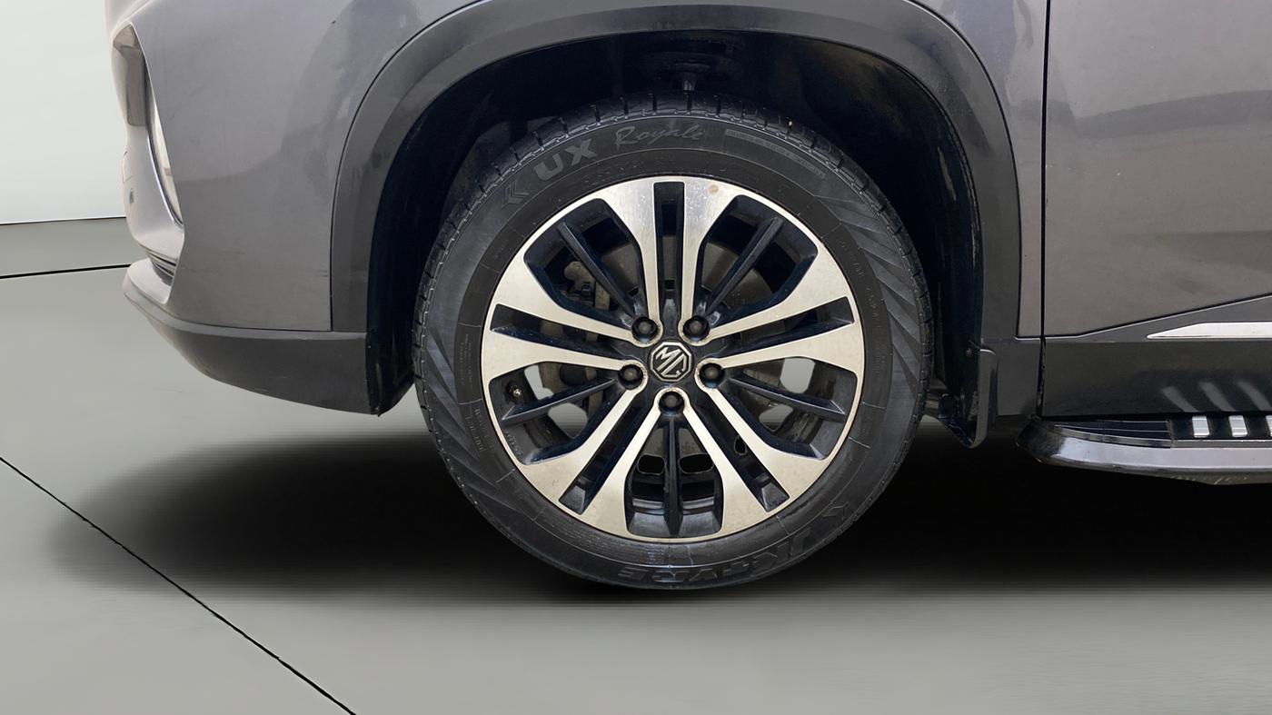 2021 MG HECTOR PLUS SHARP 2.0 DIESEL TURBO MT 6-STR, Diesel, Manual, 73,916 km, Left Front Wheel