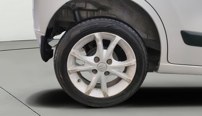 2017 Maruti Wagon R 1.0 VXI AMT, Petrol, Automatic, 42,582 km, Right Rear Wheel