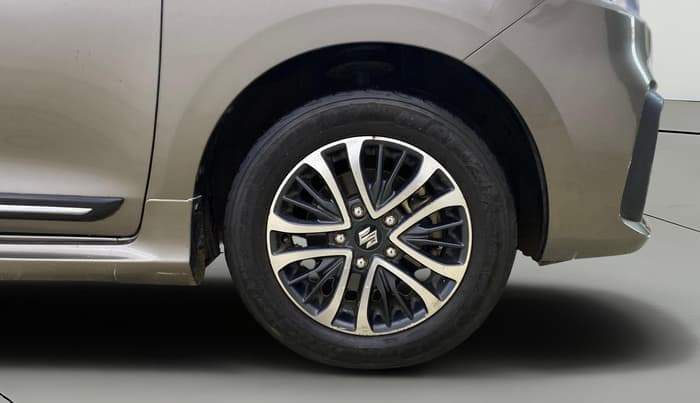 2022 Maruti Ertiga ZXI AT SHVS, Petrol, Automatic, 1,18,292 km, Right Front Wheel