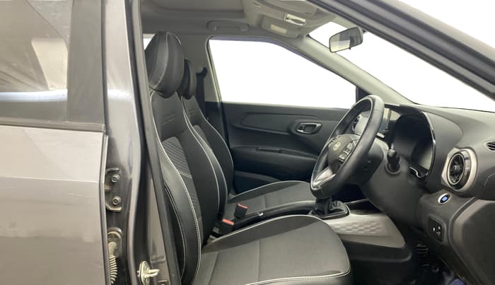 2023 Hyundai EXTER SX(O), Petrol, Manual, 64,342 km, Right Side Front Door Cabin