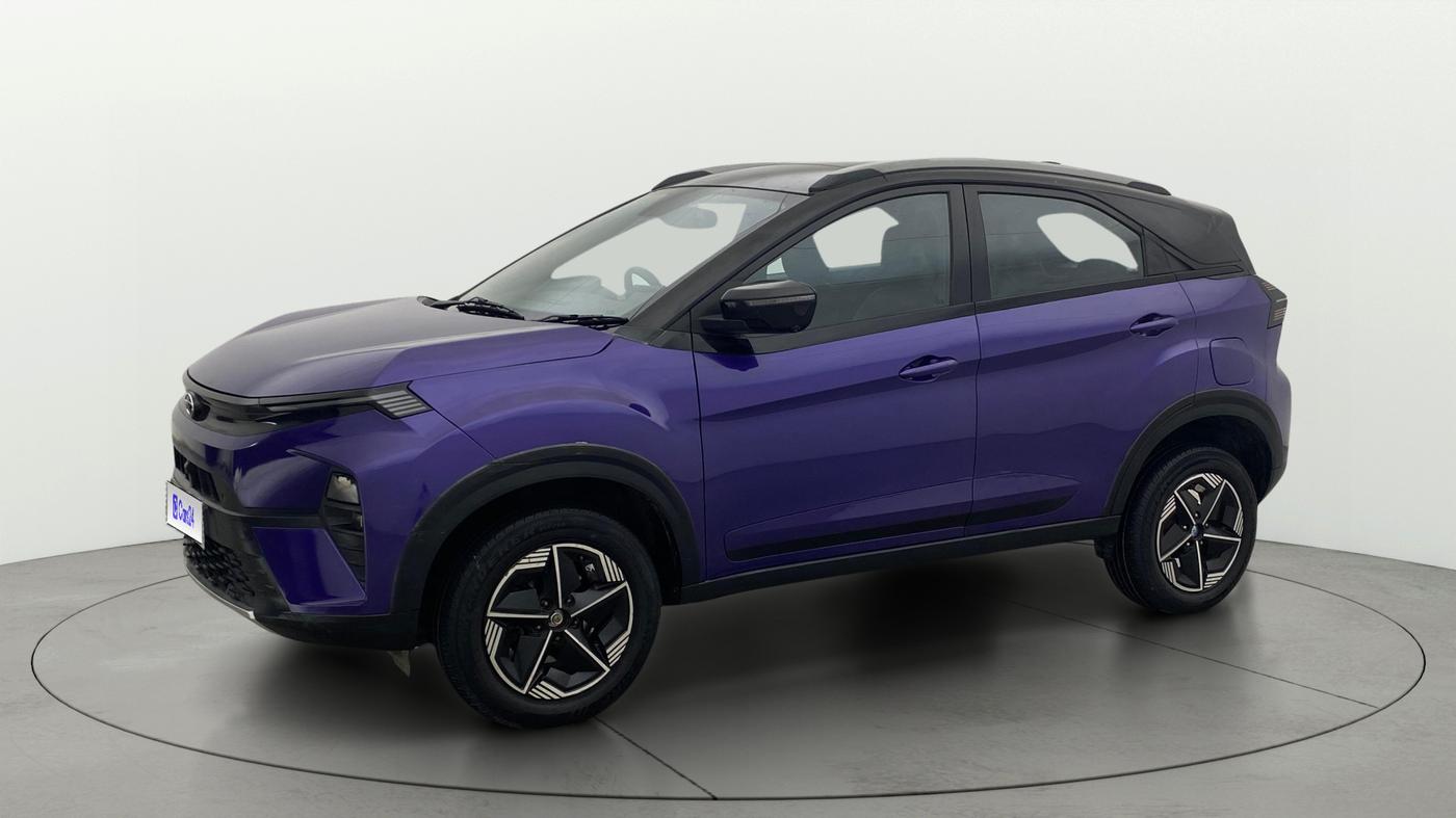 2023 Tata NEXON FEARLESS PURPLE + SUNROOF DUAL TONE 1.2 PETROL, Petrol, Manual, 26,036 km, Left Front Diagonal
