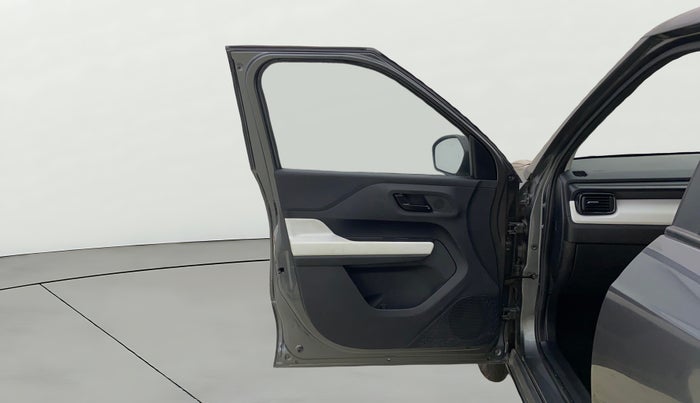 2023 Tata PUNCH PURE RHYTHM PACK MT, Petrol, Manual, 11,579 km, LHS Front Door