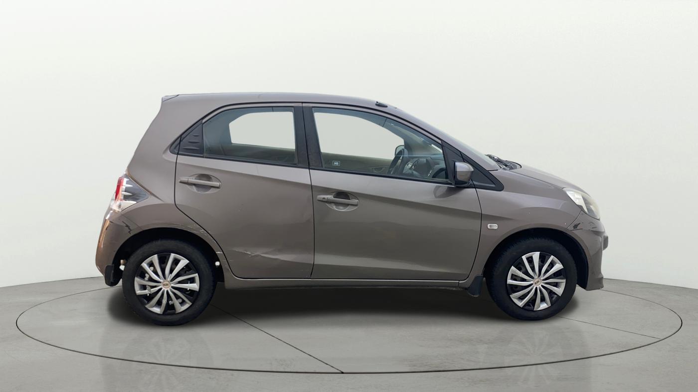 2013 Honda Brio S MT, Petrol, Manual, 1,11,190 km, Right Side View