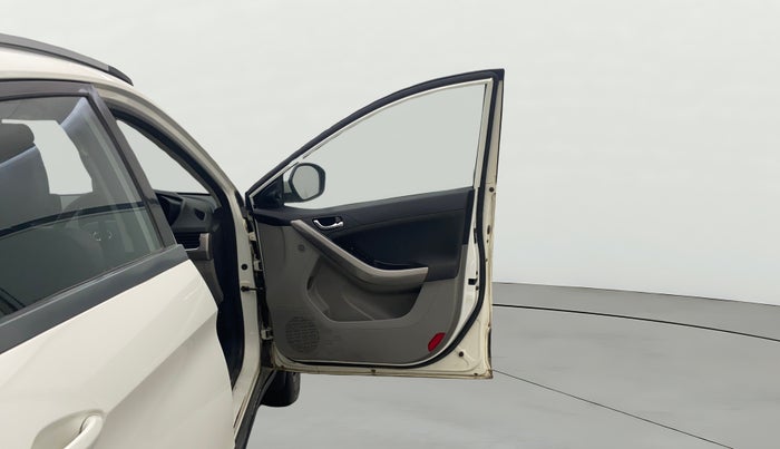2019 Tata NEXON XZA PLUS PETROL, Petrol, Automatic, 99,894 km, RHS Front Door