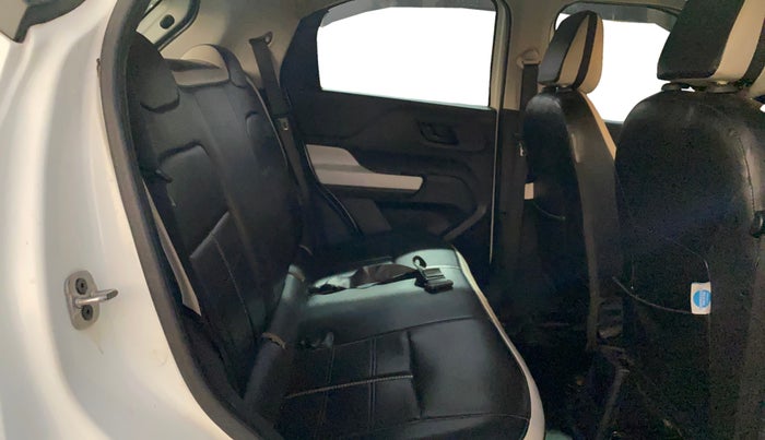 2023 Tata PUNCH ACCOMPLISHED MT, Petrol, Manual, 28,784 km, Right Side Rear Door Cabin