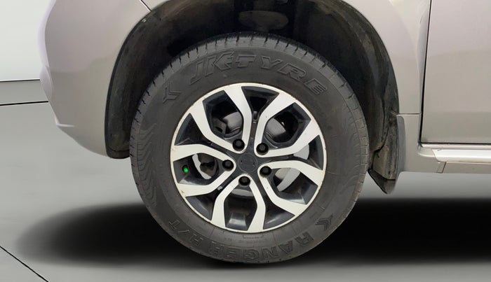 2014 Nissan Terrano XV D THP 110 PS, Diesel, Manual, 1,27,160 km, Left Front Wheel