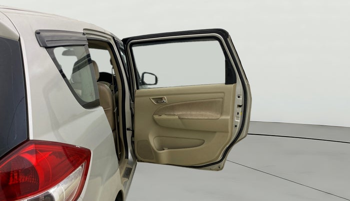 2014 Maruti Ertiga VXI CNG, CNG, Manual, 92,300 km, RHS Rear Door