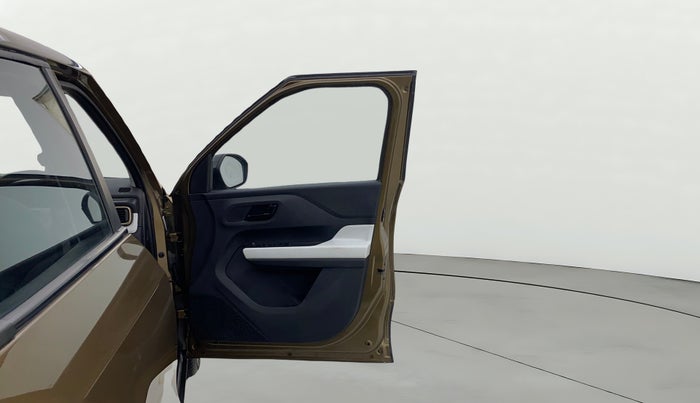 2022 Tata PUNCH ACCOMPLISHED MT, Petrol, Manual, 22,238 km, RHS Front Door